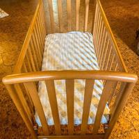 Lettino in legno marca PALI