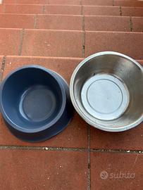 Ciotole per cani con tappettino in silicone