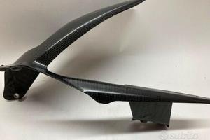 Parafango in carbonio racing per v4 / sfv4