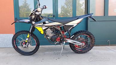 Fantic XEF 125 - 2022