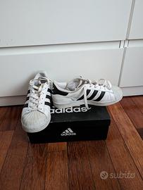 Adidas superstar hot sale taglia 40