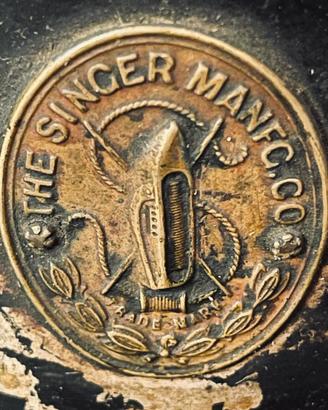 Macchina da cucire Antica