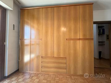 Armadio grande in legno 6 ante con cassetti 270x25