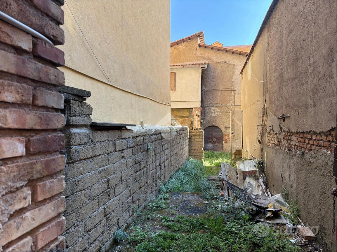 NEGOZIO A GROTTAFERRATA - Vista 4