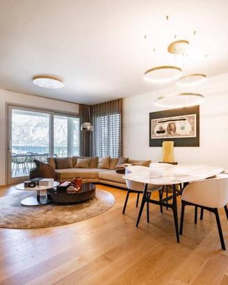 Appartamento di 127 m² con 3 locali e box auto a V