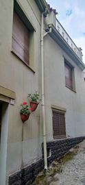 Casa a Santulussurgiu ( OR )