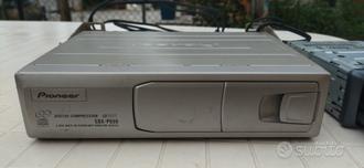caricatore CD Pioneer cdx p650, e radio cassetta  			