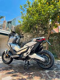 Honda X-ADV abs pari al nuovo