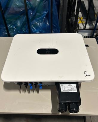 Inverter Huawei 12 kw di stringa trifase