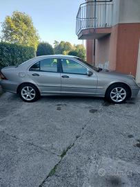 Mercedes-benz classe C200