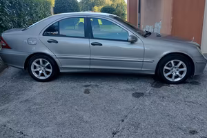 Mercedes-benz classe C200