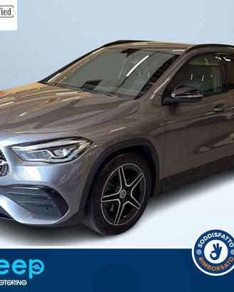 Mercedes-Benz GLA 200 D PREMIUM AUTO