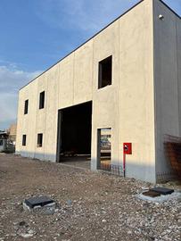 Immobile di 1800 m² con 4 locali a San Bonifacio