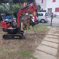 JPC HT12 12HP MINIESCAVATORE + 3 BENNE 25-40-80 us