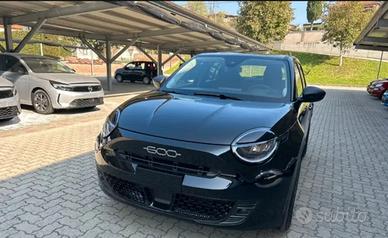 Fiat 600 Hybrid 110 CV DCT MHEV POP