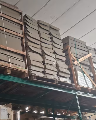 scaffali Armes
