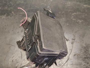 SCATOLA FUSIBILI TOYOTA YARIS XP210 1.5 HYBRID 826