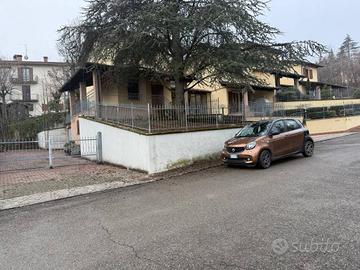 Villa di 200 m² con 4 locali e box auto doppio a S