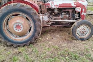 Trattore Massey Ferguson