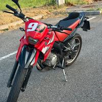 Yamaha XT125X