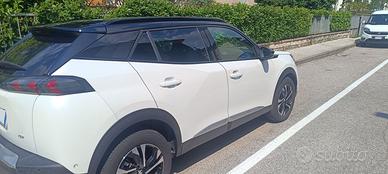 Peugeot 2008 1.5 bluehdi GT S&S EAT8
