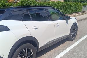 Peugeot 2008 1.5 bluehdi GT S&S EAT8