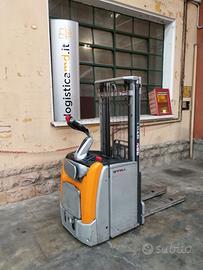 Stoccatore con pedana Still portata 1400 kg.