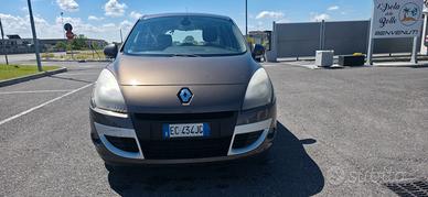 Renault Scenic X-Mod 1.5 dCi 110CV Luxe neop