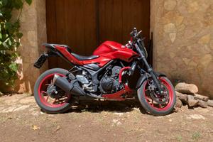 Yamaha mt-03