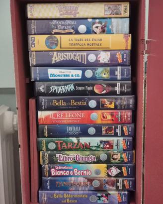Videocassette VHS Classici Disney, Pixar, Beyblade