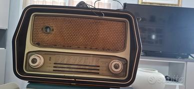 Radio Magnadyne A26