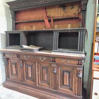 Grande mobile in legno massello