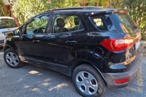  macchina ford eco sport 