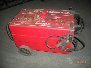 Saldatrice a elettrodo