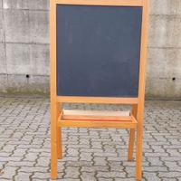 Lavagna double face con rotolo di carta compreso