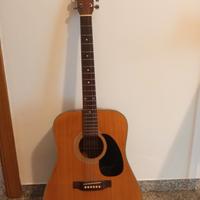 chitarra acustica 