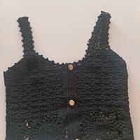 top fatto ad uncinetto 