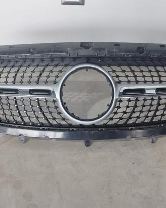 MASCHERINA ANTERIORE MERCEDES GLA 180 D ANNO 2022