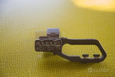 Maniglia XLR originale Sony PXW-X70 — come nuova