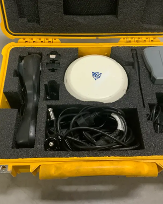 GPS Trimble R4 GNSS e TSC3