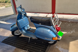 Piaggio Vespa PX125E