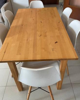 tavolo in legno massiccio