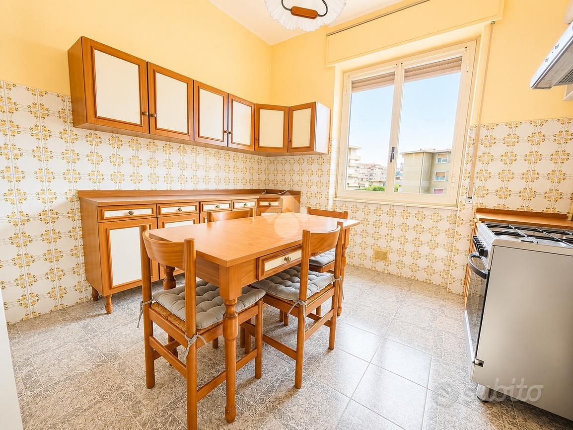 4 LOCALI A VERBANIA - Altro