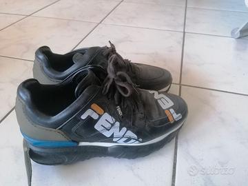 sneakers usata da riparare lux brand