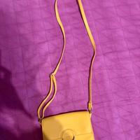 Borsetta gialla Primark