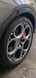 Pirelli Pzero 235/40r20