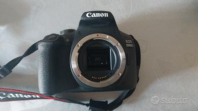 Canon  2000D 