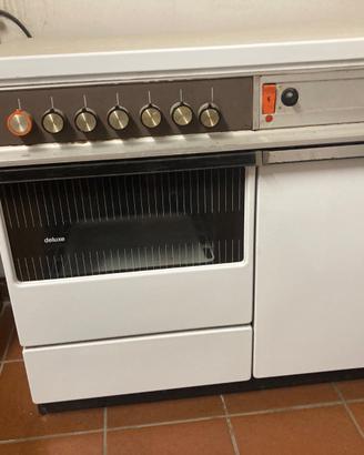 Cucina a gas ed elettrica