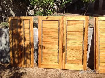 Persiane in legno nuove fissaggio a muro