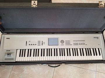 Korg Triton pro 72 tasti